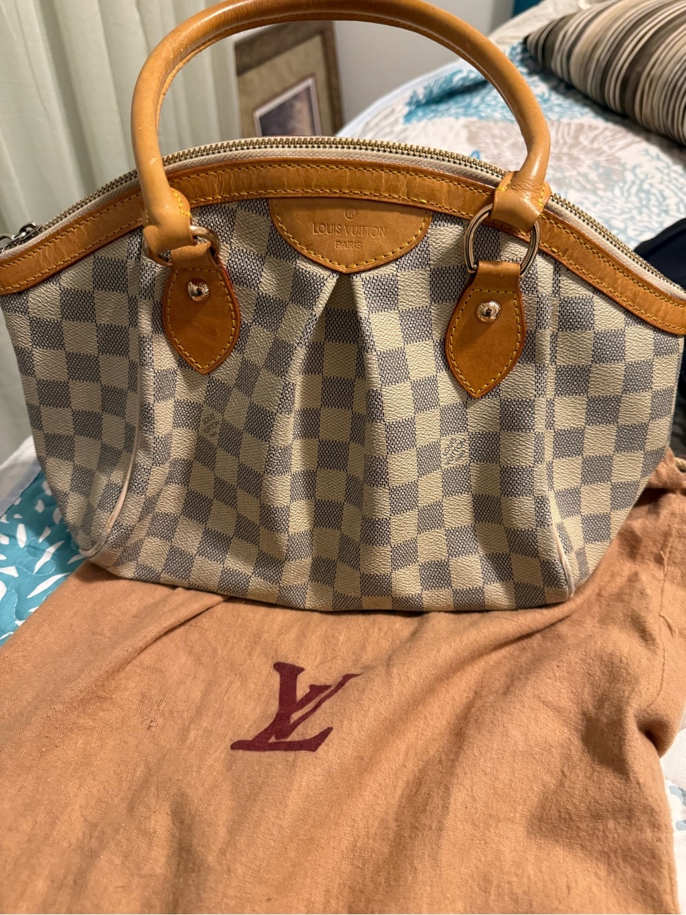 Louis Vuitton Damier Monogram Tivoli GM